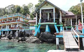 Yulia Bungalow Sabang